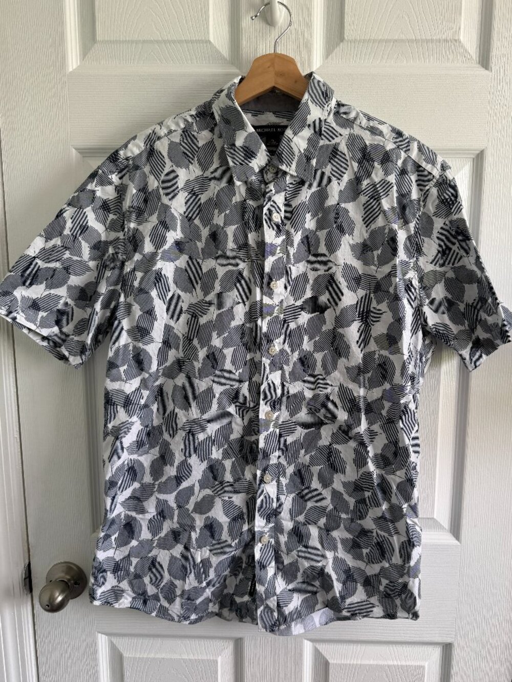 Michael Kors Men's Leaf Print Slim Fit Button Up XL Short Sleeve Shirt Preppy